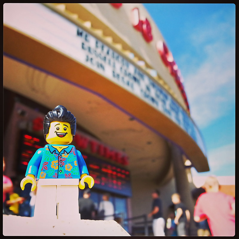bill-dollar-is-surprised-to-find-the-lego-movie-sold-out-on-a-monday-afternoon